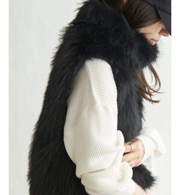 VENCE share style「フェイクファーショート丈ジレ」|その他|