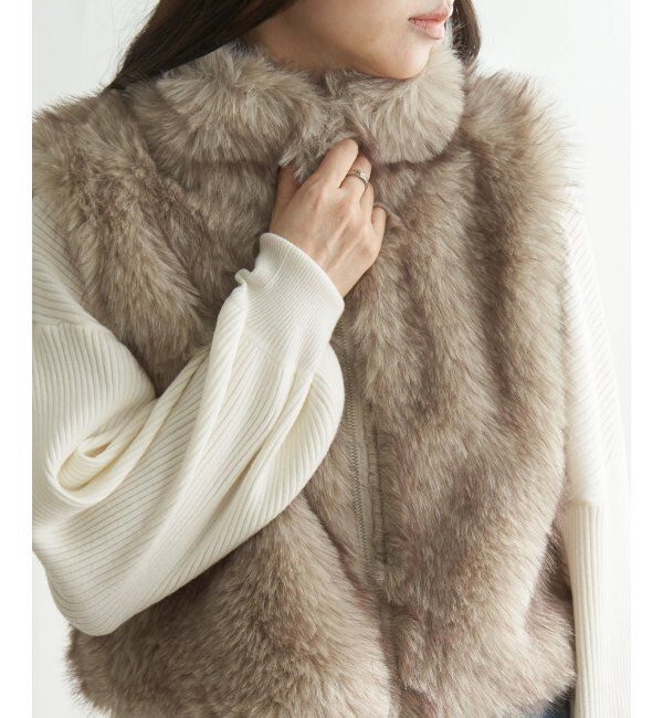 VENCE share style「フェイクファーショート丈ジレ」|その他|ベージュ