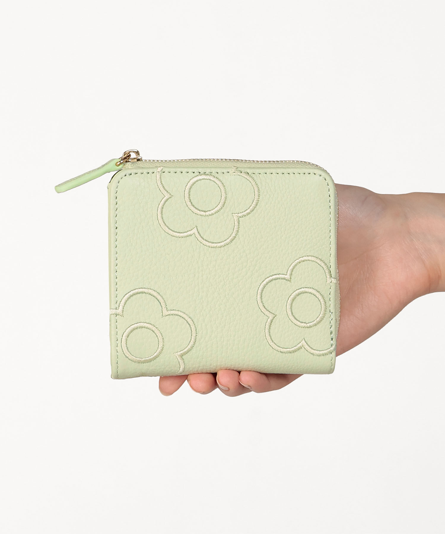 MARY QUANT「エンブロデイジーライン ウォレット」|財布|ライトグリーン