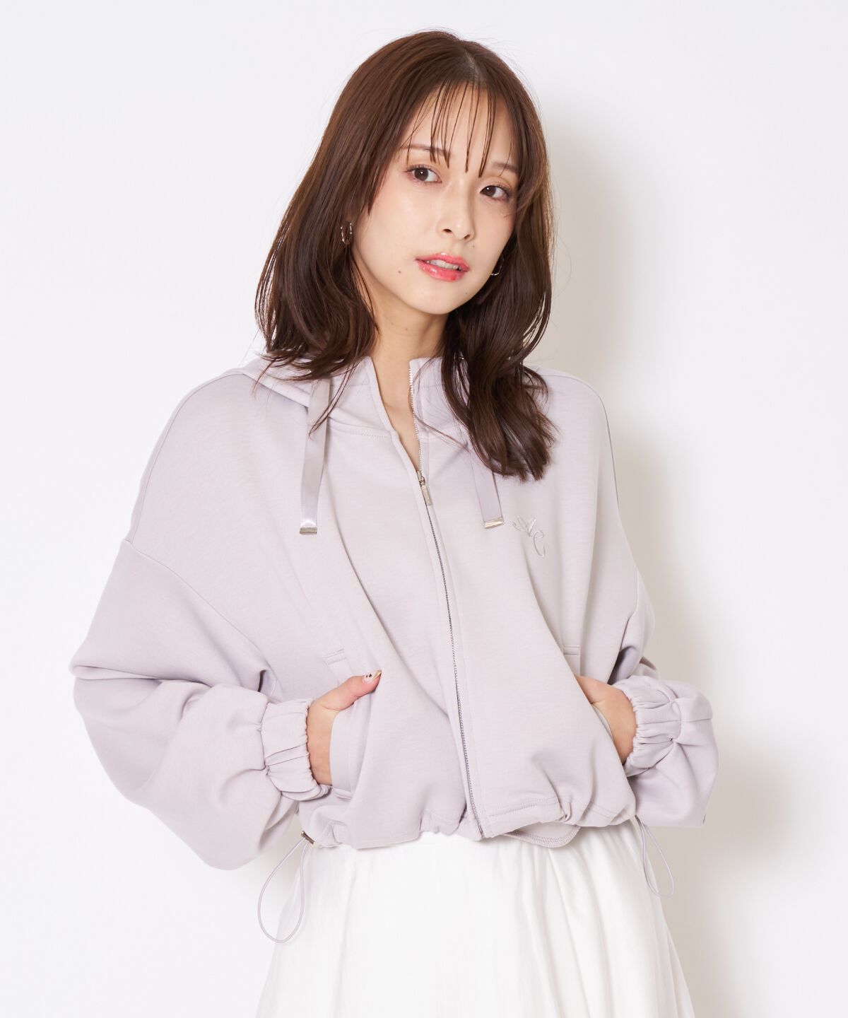 アンドクチュール「ロゴ刺繍ZIPパーカー」|パーカー|ライトグレー