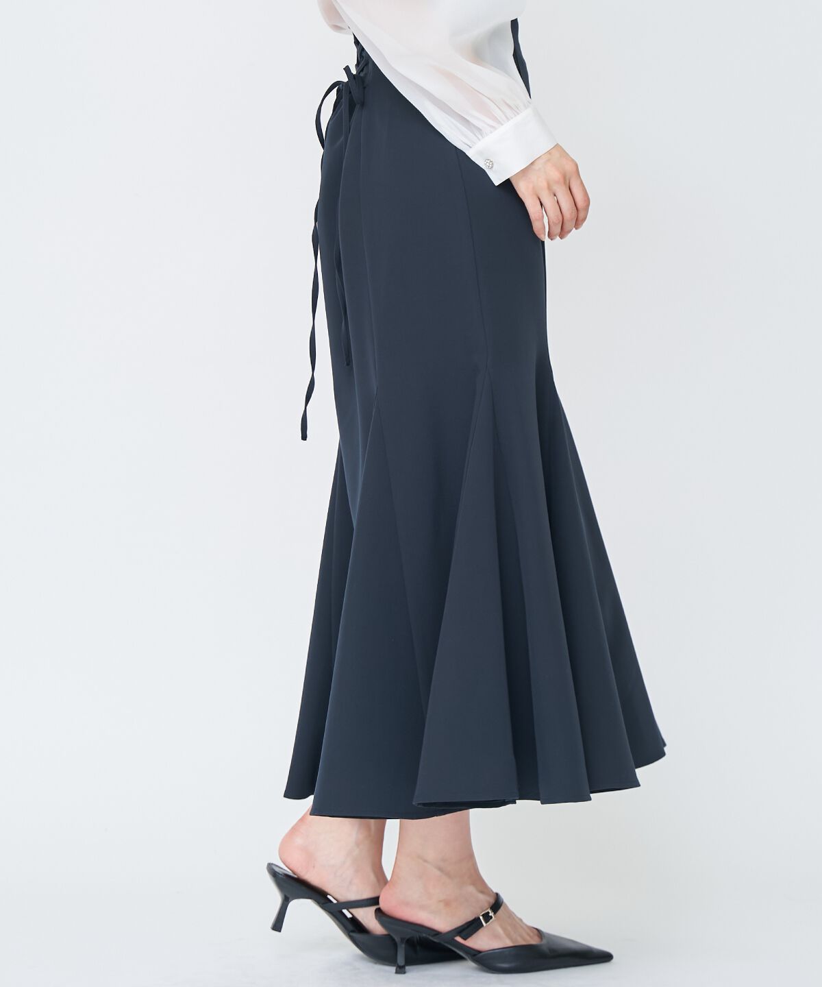 アンドクチュール「バックレースアップマーメイドスカート」|フレア|