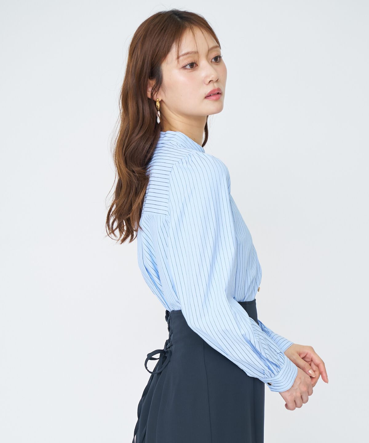 アンドクチュール「バタフライリボンストライプブラウス」|シャツ・ブラウス|