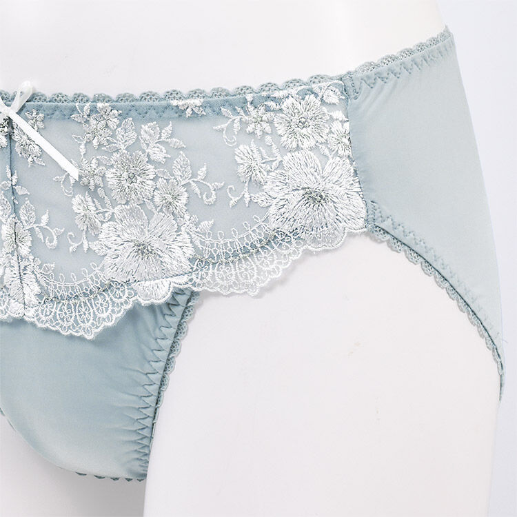 intesucre「アンテシュクレ narueコラボ ブラセット バストアップブラ IBT330」|インナー|