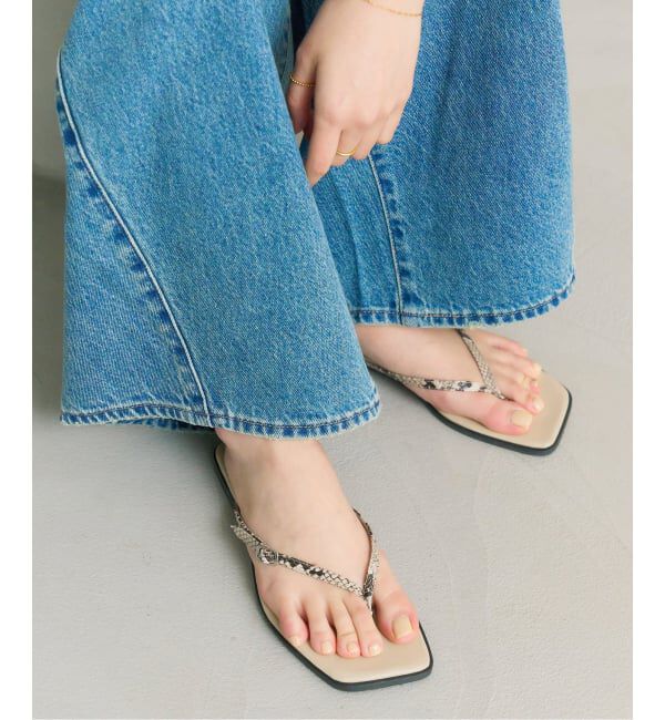  「《予約》スクエアトングサンダル」|サンダル|