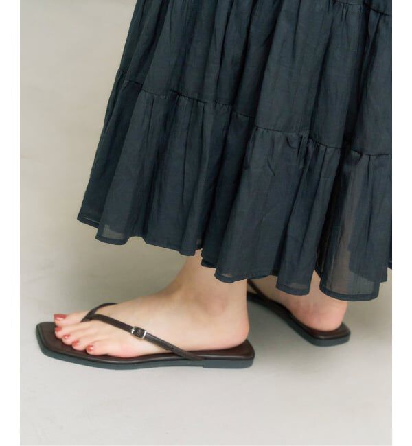  「《予約》スクエアトングサンダル」|サンダル|ブラウン