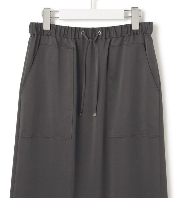 23区「【撥水加工/洗える】スムースサテン Iライン スカート」|スカート|