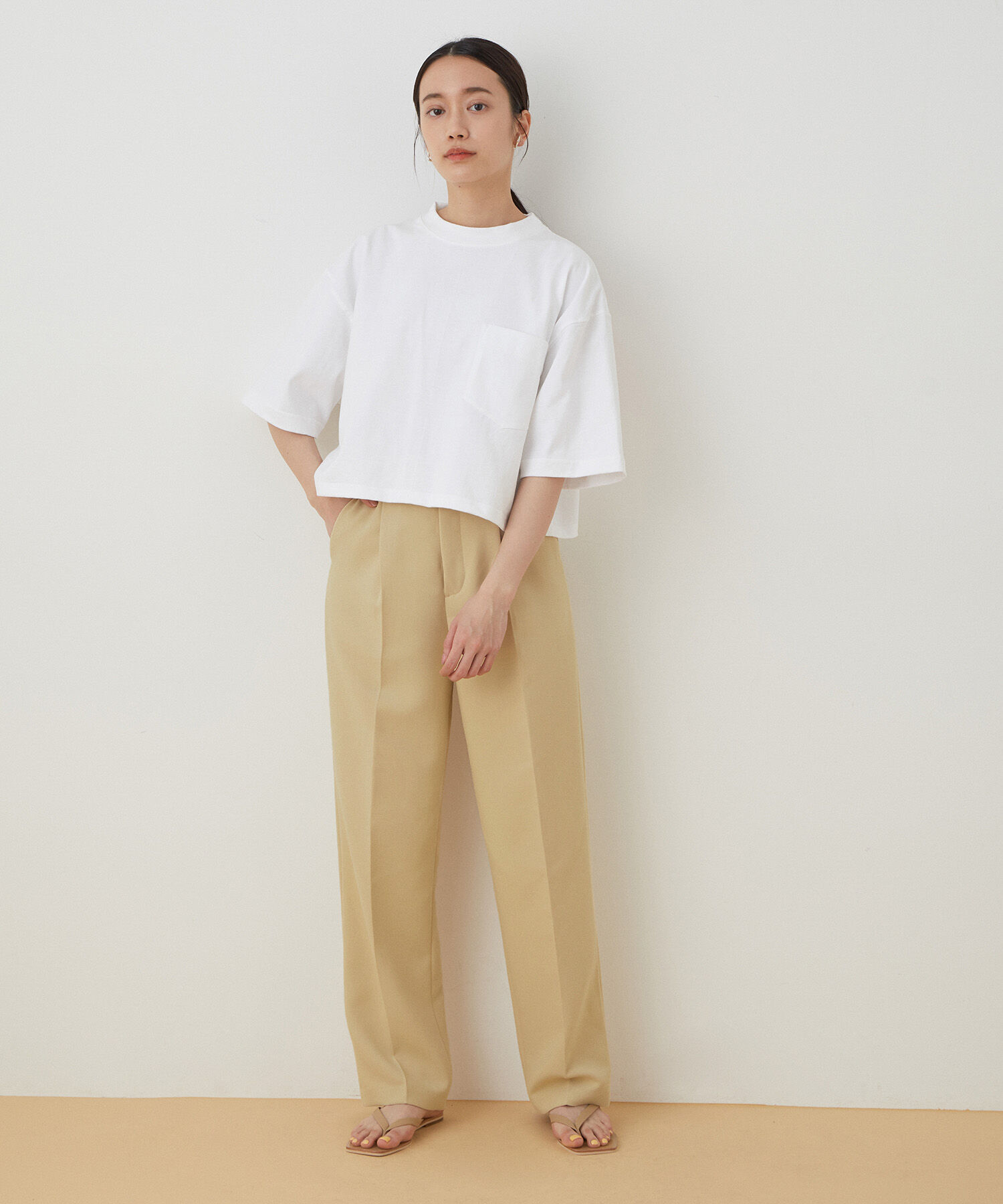 ADAM ET ROPE'「＜洗える＞センタープレスカラーパンツ」|スラックス|