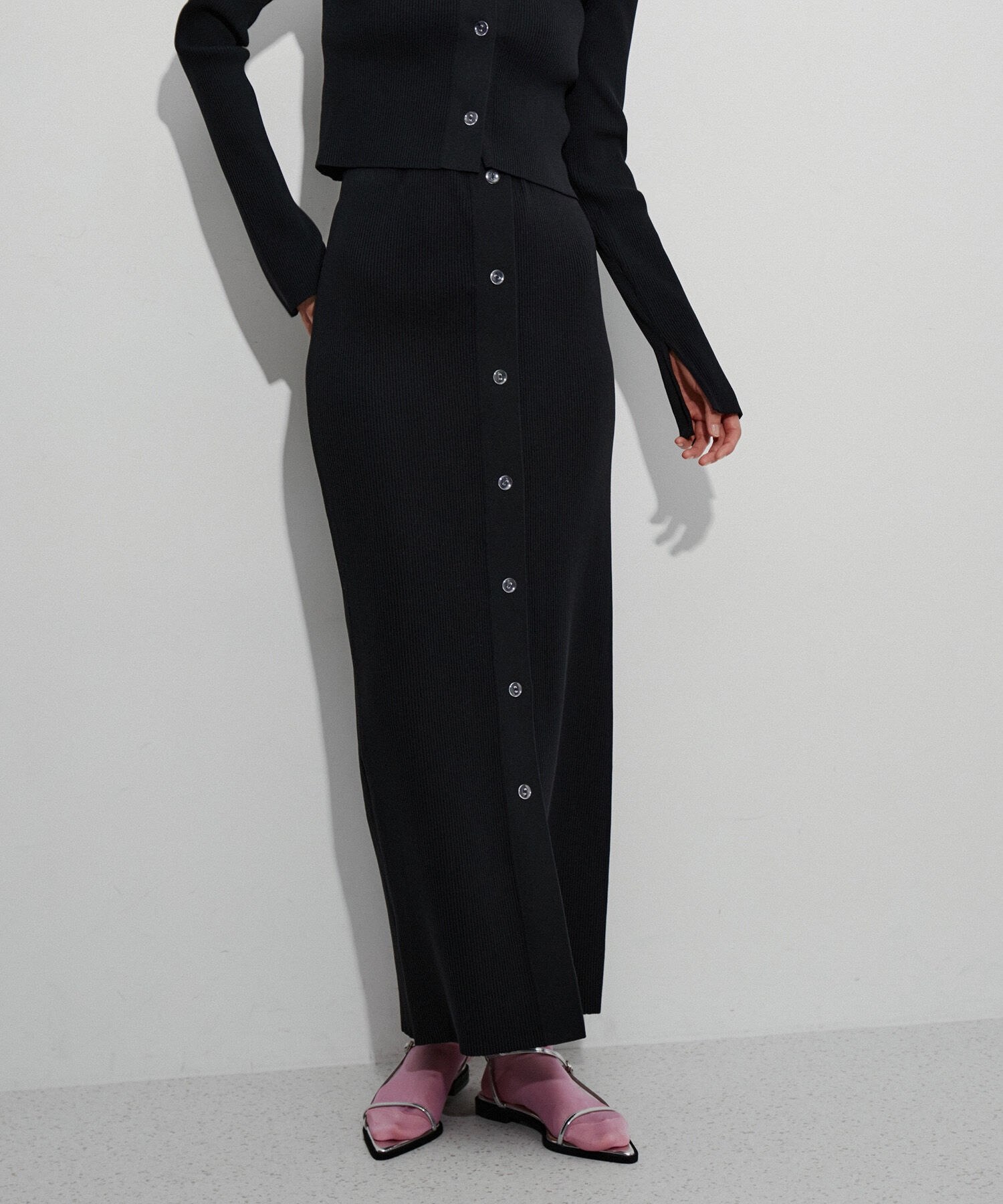 ADAM ET ROPE'「2WAYリブニットスカート」|スカート|ブラック(01)