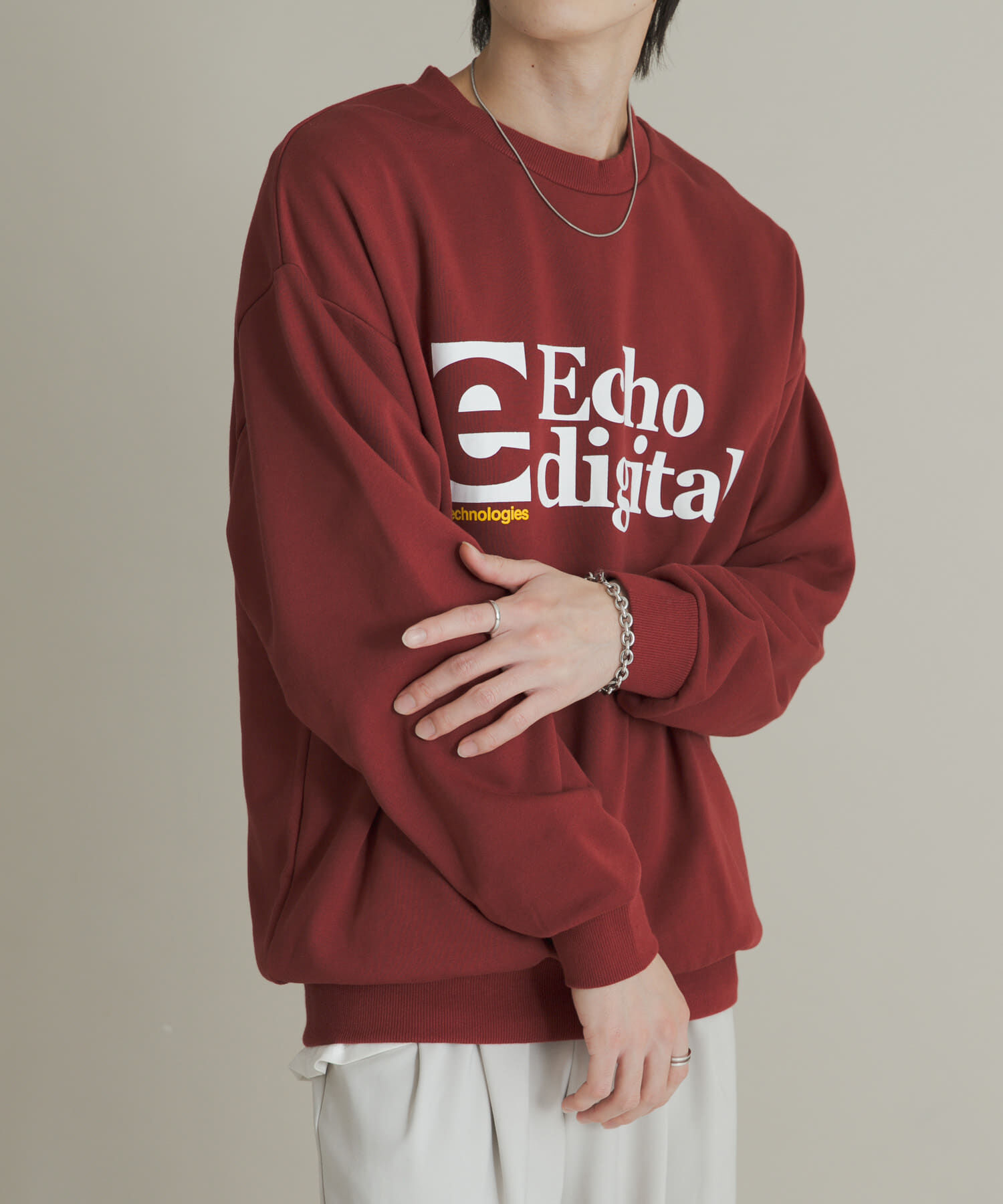 SENSE OF PLACE by URBAN RESEARCH「アソートグラフィックロゴスウェット」|スウェット・ジャージ|レッド