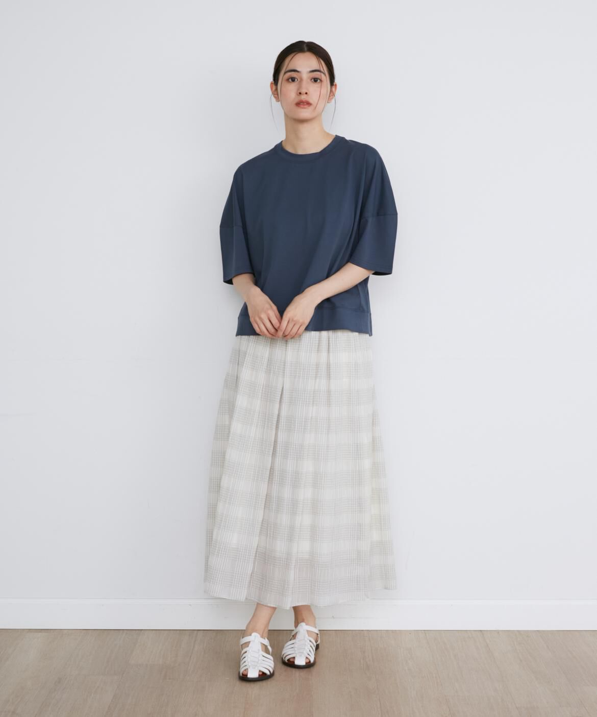 DAY by DAY it&rsquo;s international「シアーチェックランダムタックスカート」|スカート|オフホワイト1