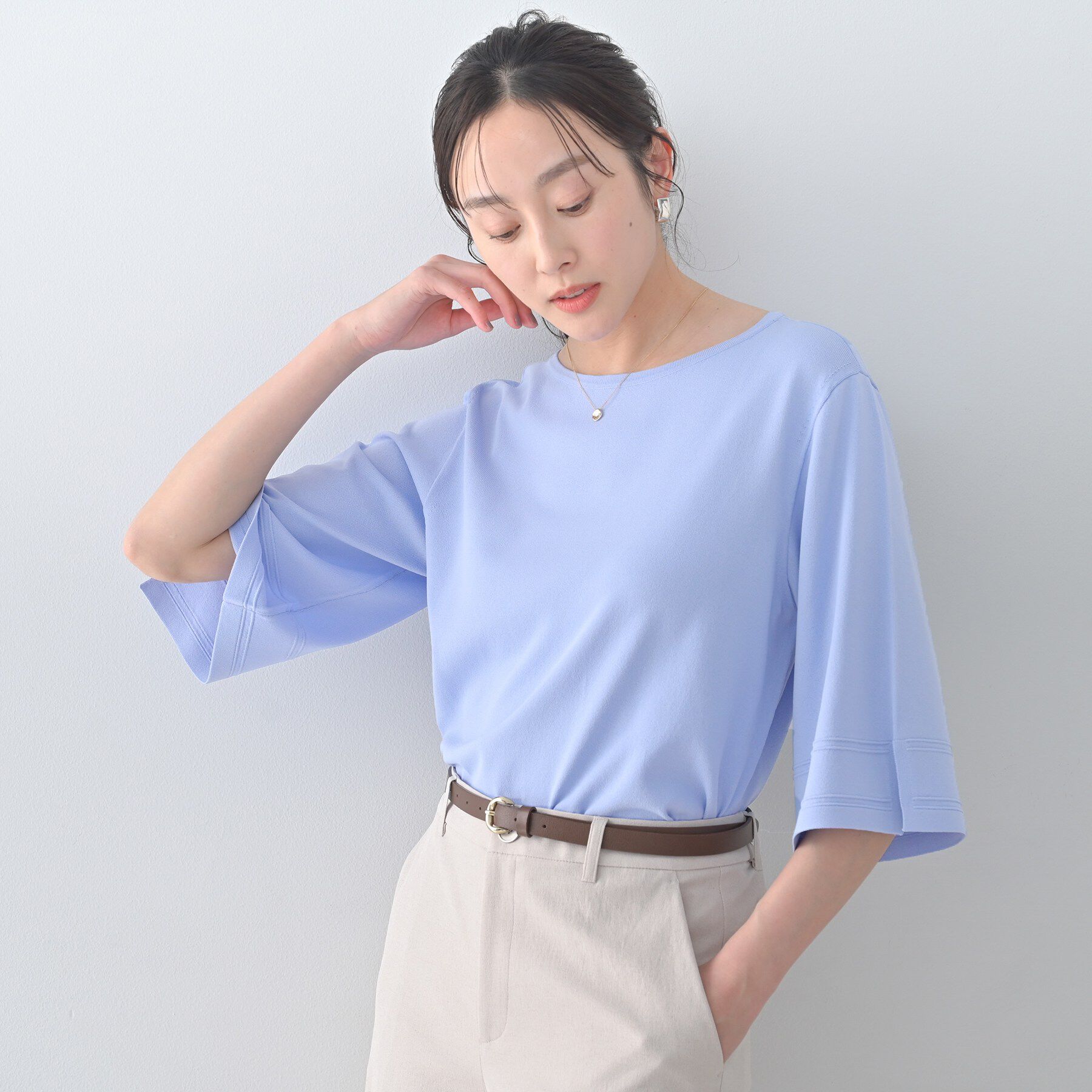 UNTITLED「袖スリットニットプルオーバー」|ニット・セーター|ブルー(092)