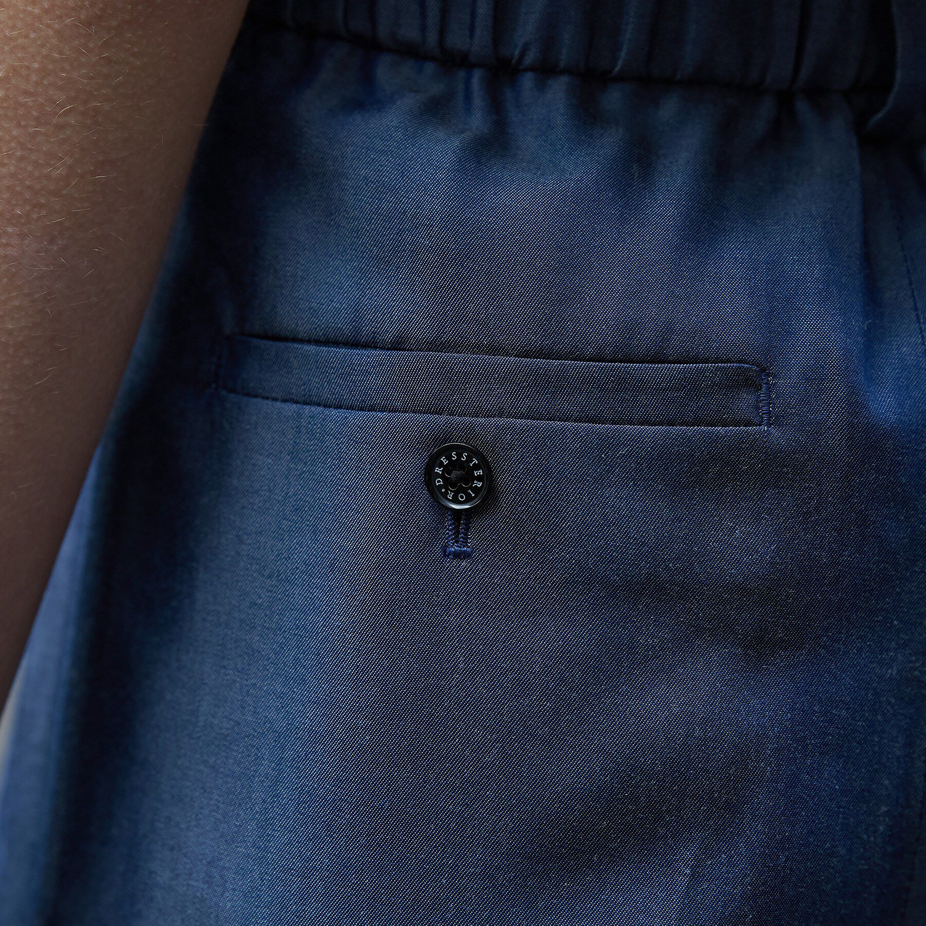 DRESSTERIOR「デニムタックストレートパンツ」|その他|