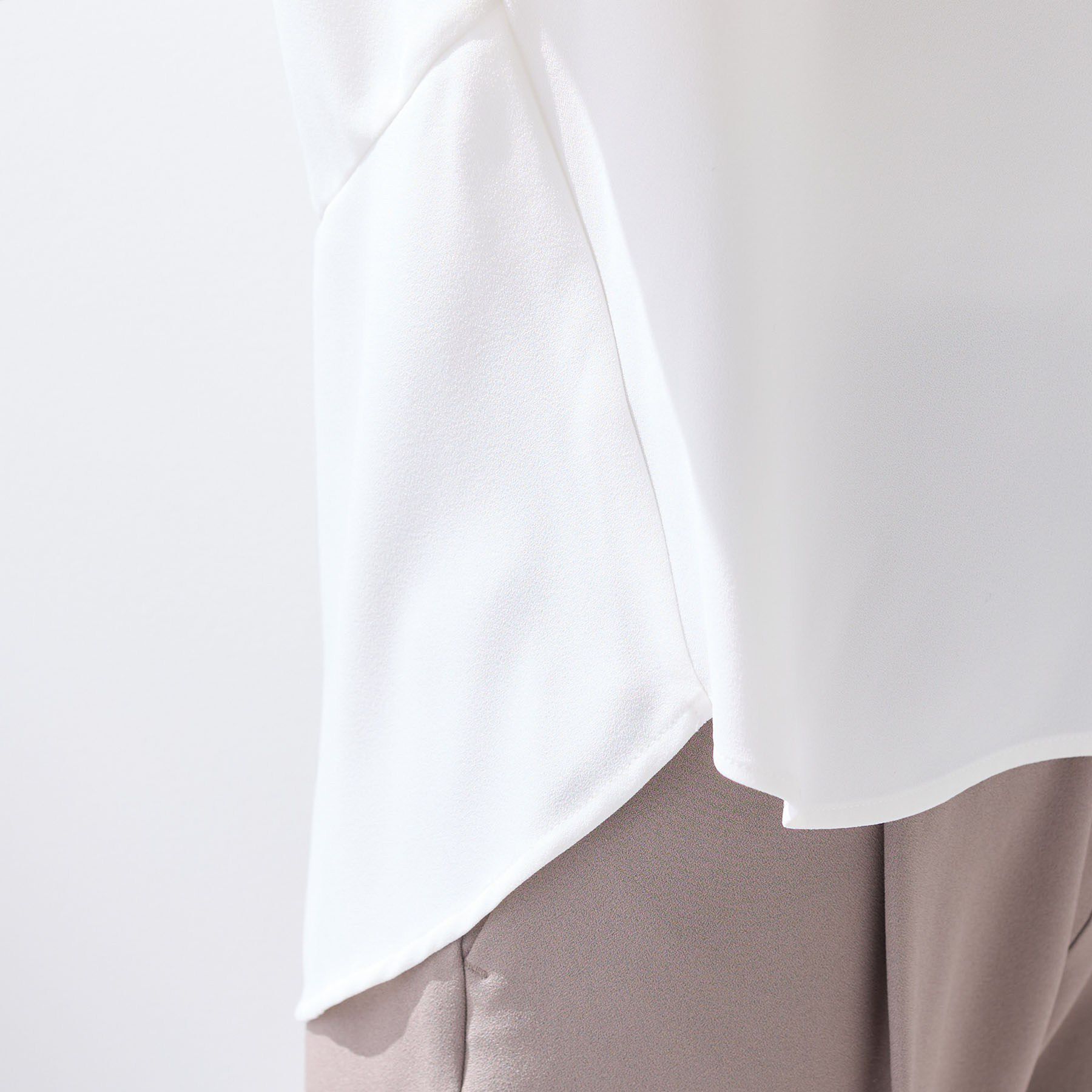 INDIVI「【SETUP可能】エアリーバックシャンブラウス」|Tシャツ・カットソー|