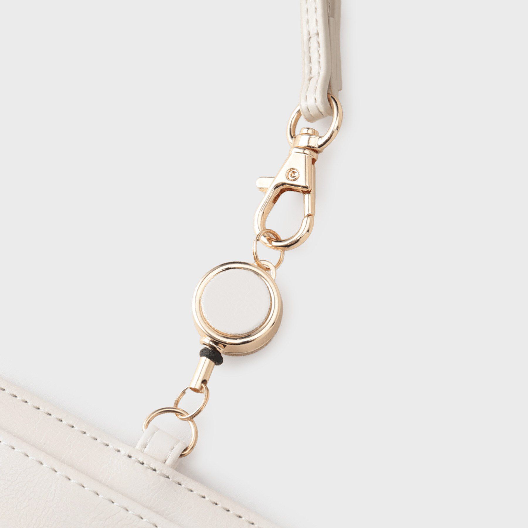 index「リボンモチーフリール付きパスケース」|その他|