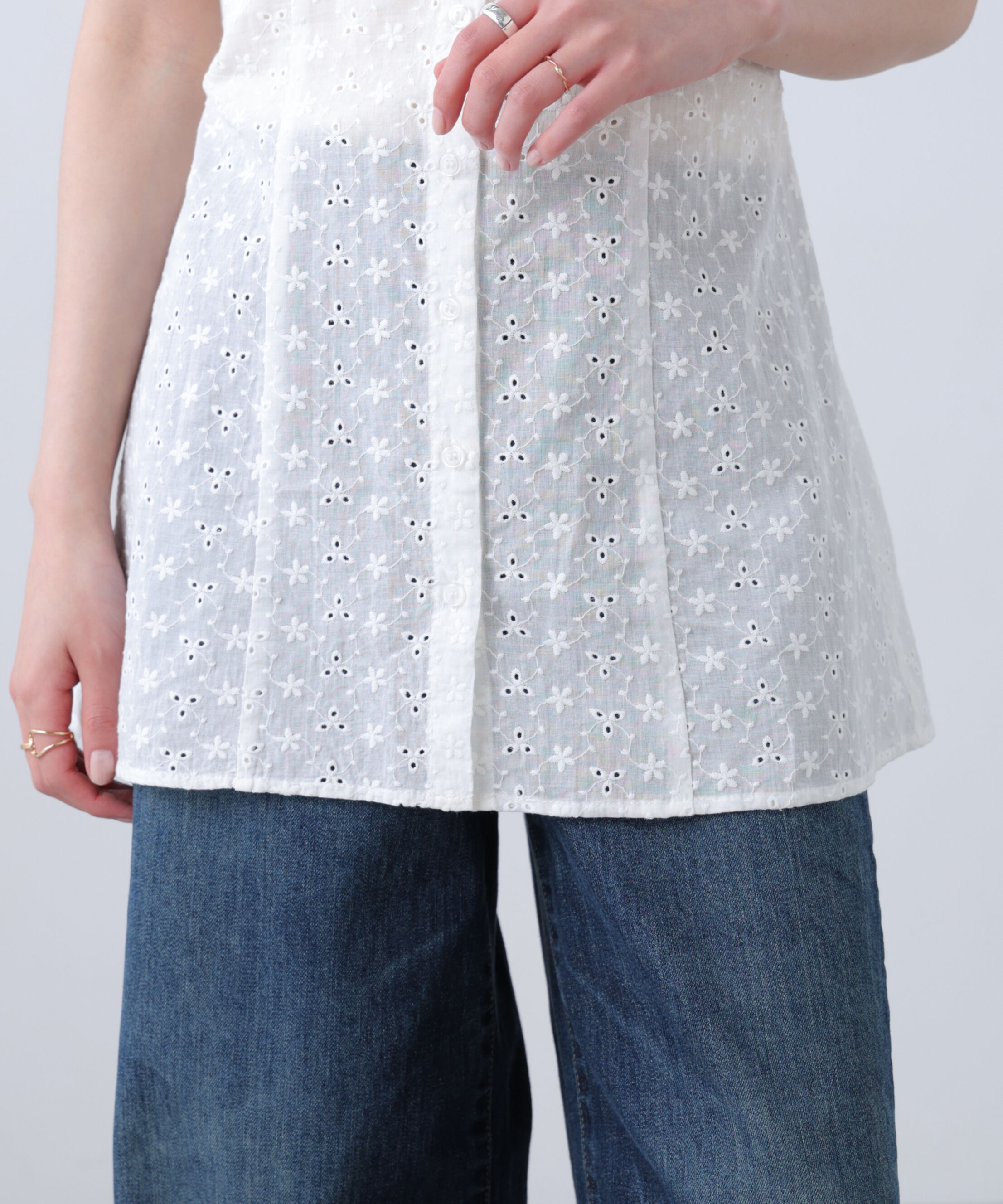  「バックリボン前開きパフスリーブレースチュニックブラウス」|Tシャツ・カットソー|