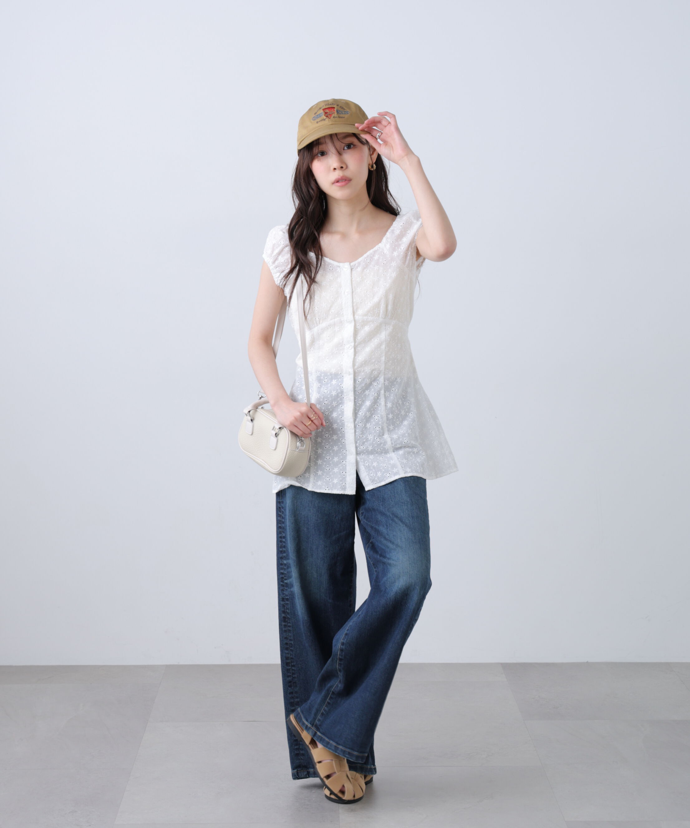  「バックリボン前開きパフスリーブレースチュニックブラウス」|Tシャツ・カットソー|