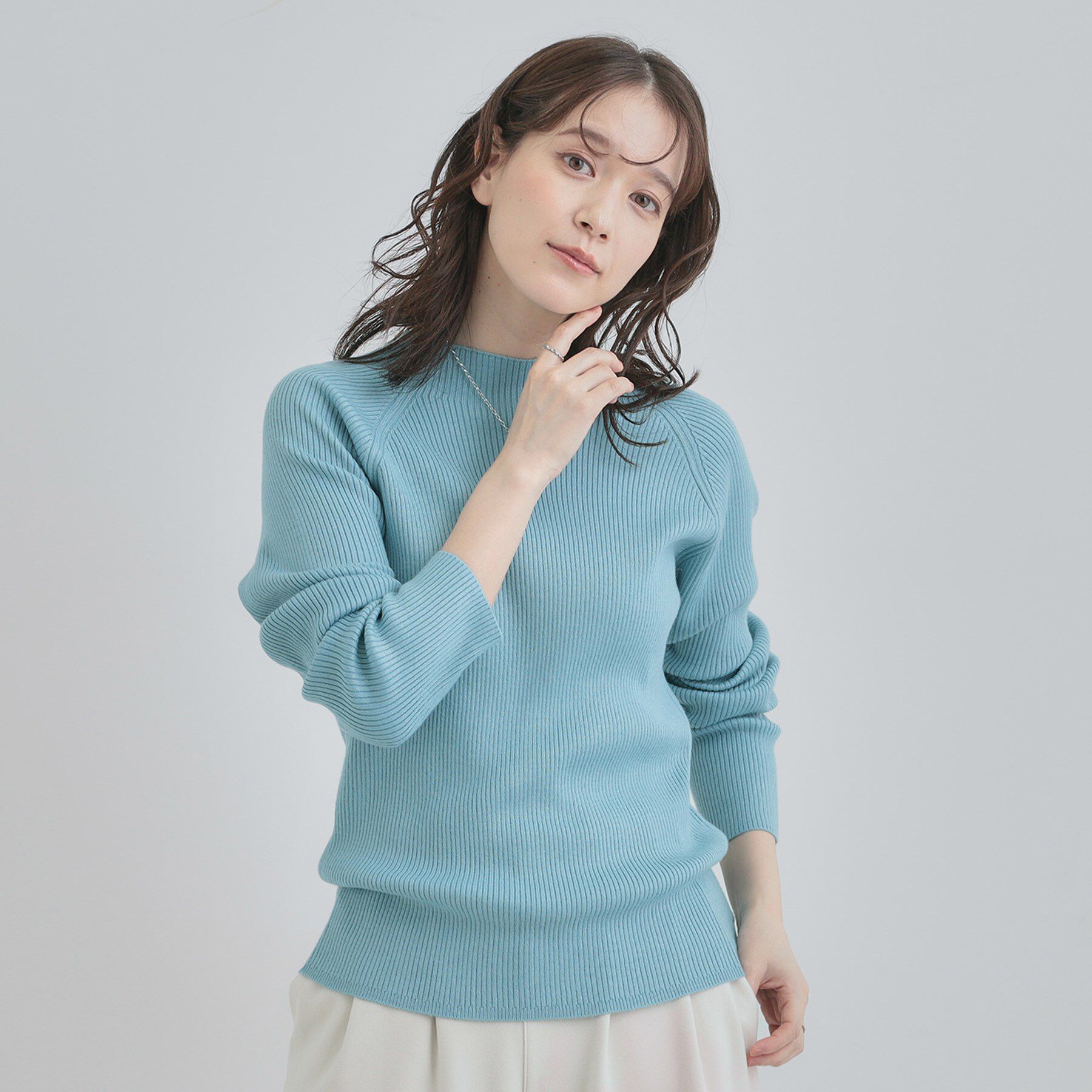 SHOO･LA･RUE「【絶妙なゆるピタ/洗濯機可】ちくちくしにくい リブハイネックやわらかニット」|ニット・セーター|