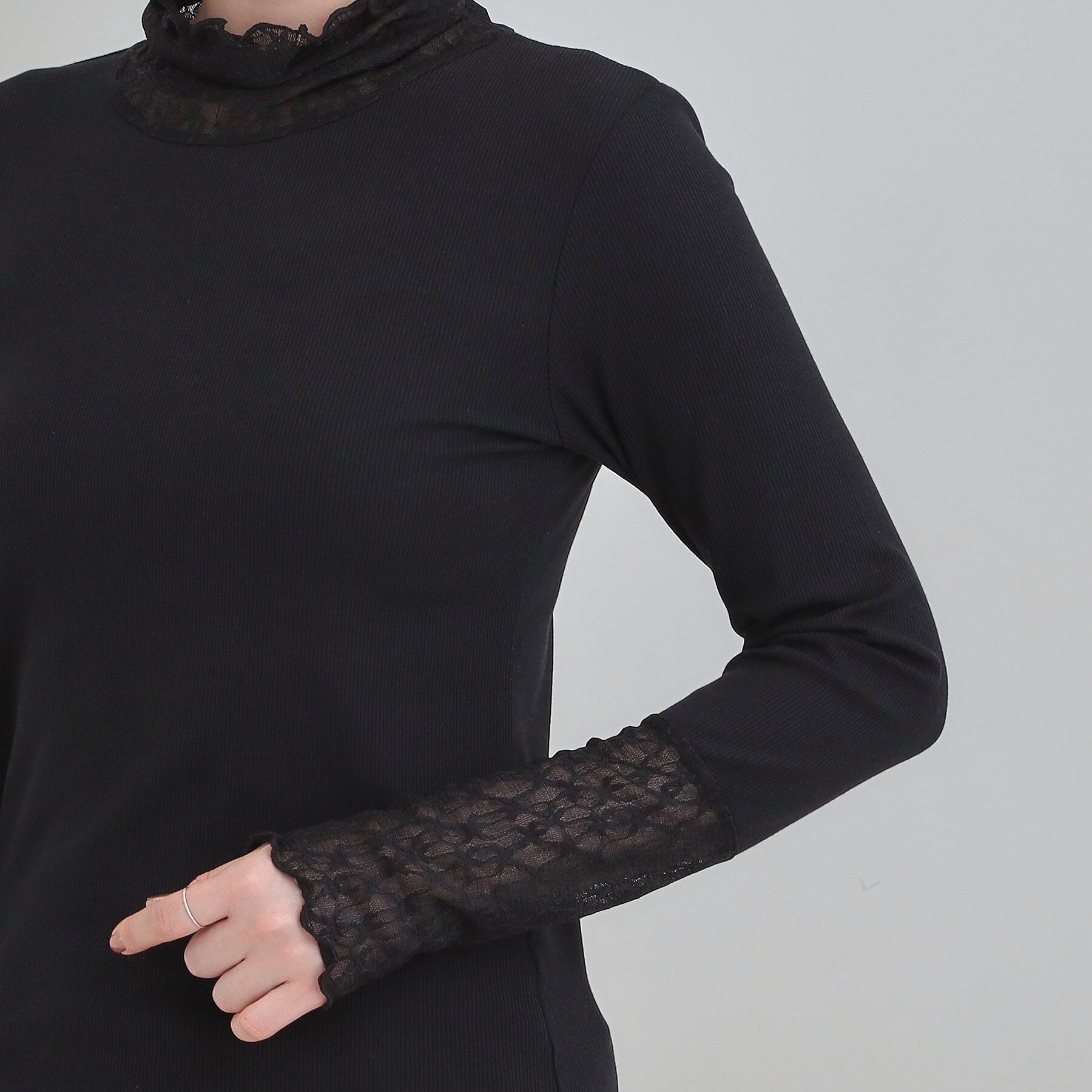 SHOO･LA･RUE「【洗濯機可】レイヤードスタイルに レース切り替えインナー」|Tシャツ・カットソー|