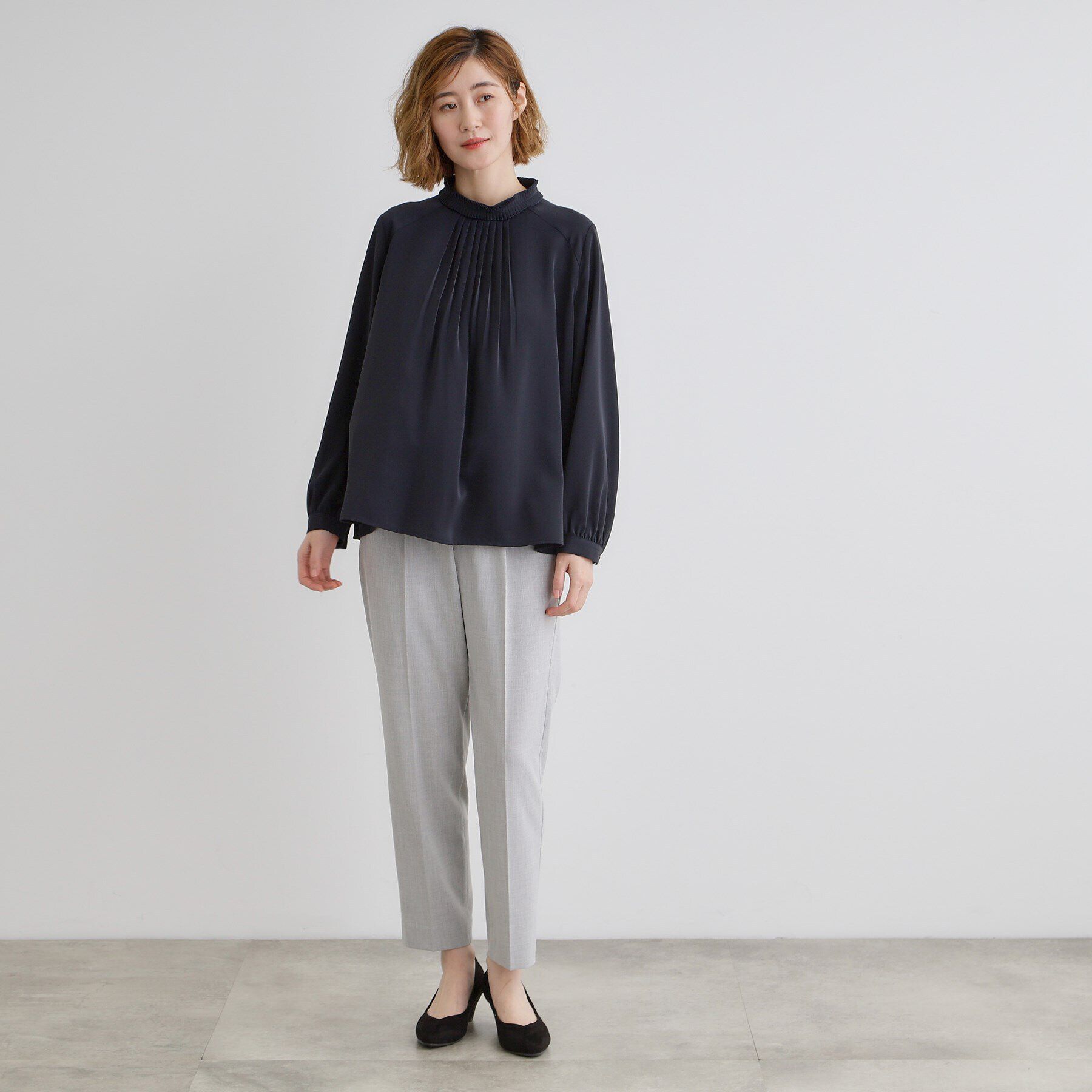 grove「【マシンウォッシュ／防シワ】プリーツネックブラウス」|シャツ・ブラウス|