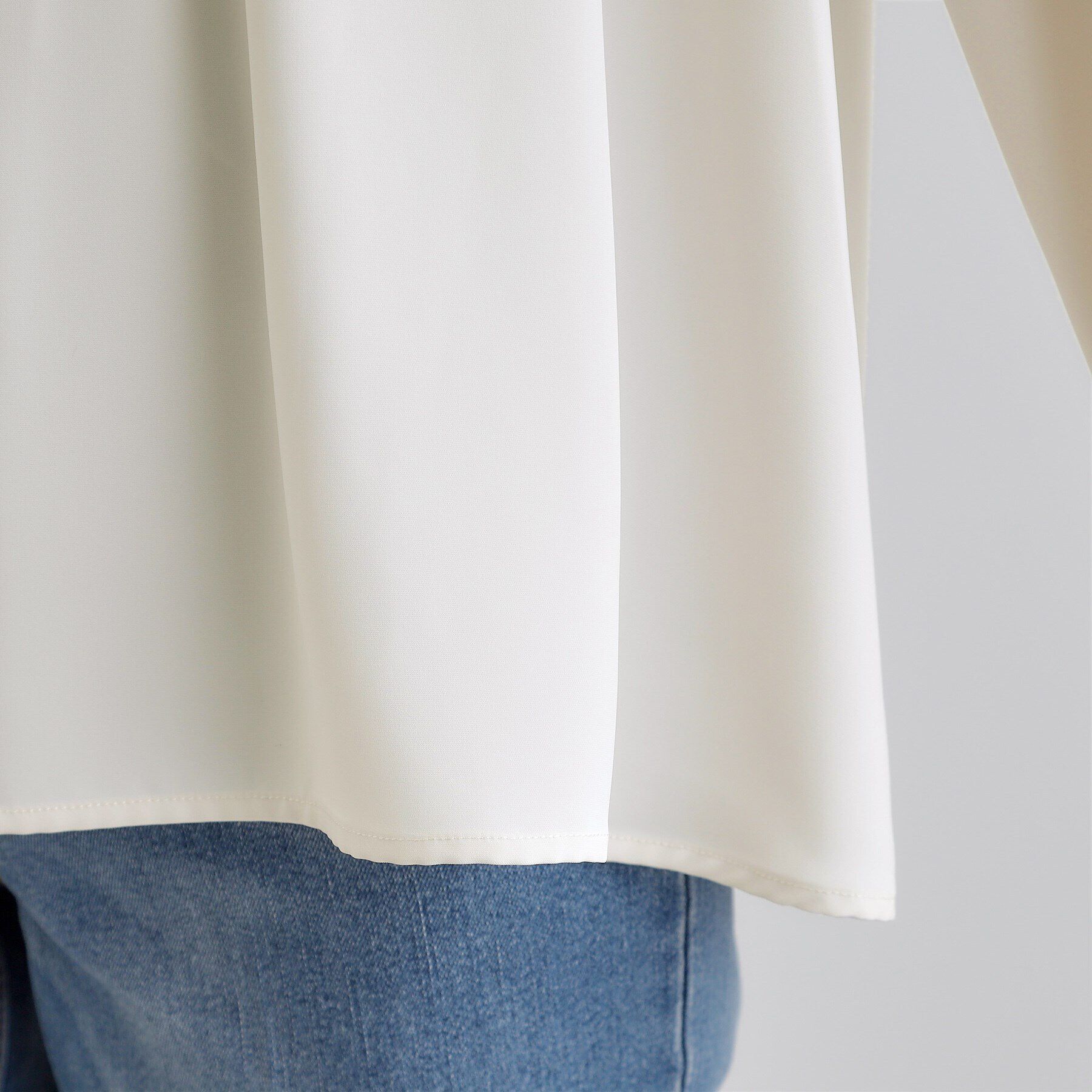 grove「【マシンウォッシュ／防シワ】プリーツネックブラウス」|シャツ・ブラウス|