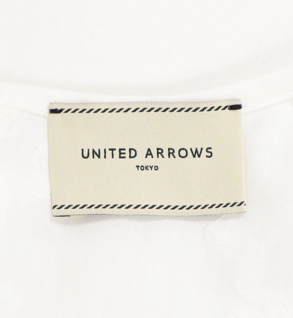UNITED ARROWS「エンブロイダリー フリル トップス」|シャツ・ブラウス|
