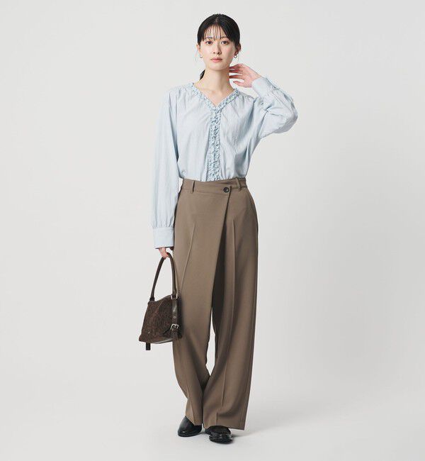 BEAUTY&YOUTH UNITED ARROWS「【WEB限定 Wardrobe DAILY MINIMAL】ラッフル Vネックブラウス ウォッシャブル」|シャツ・ブラウス|
