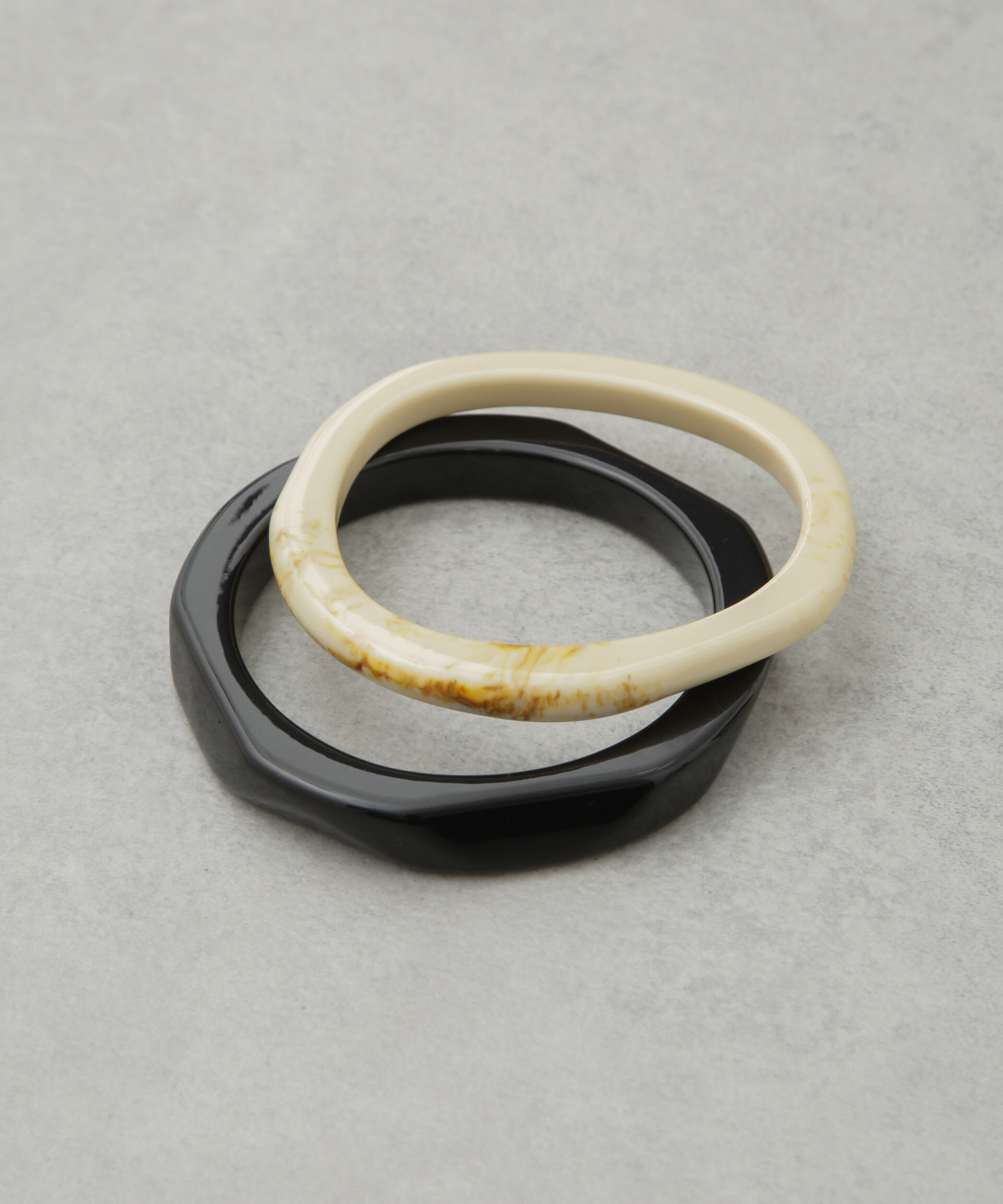 nano･universe「バイカラーコンビバングルセット」|ブレスレット・バングル|