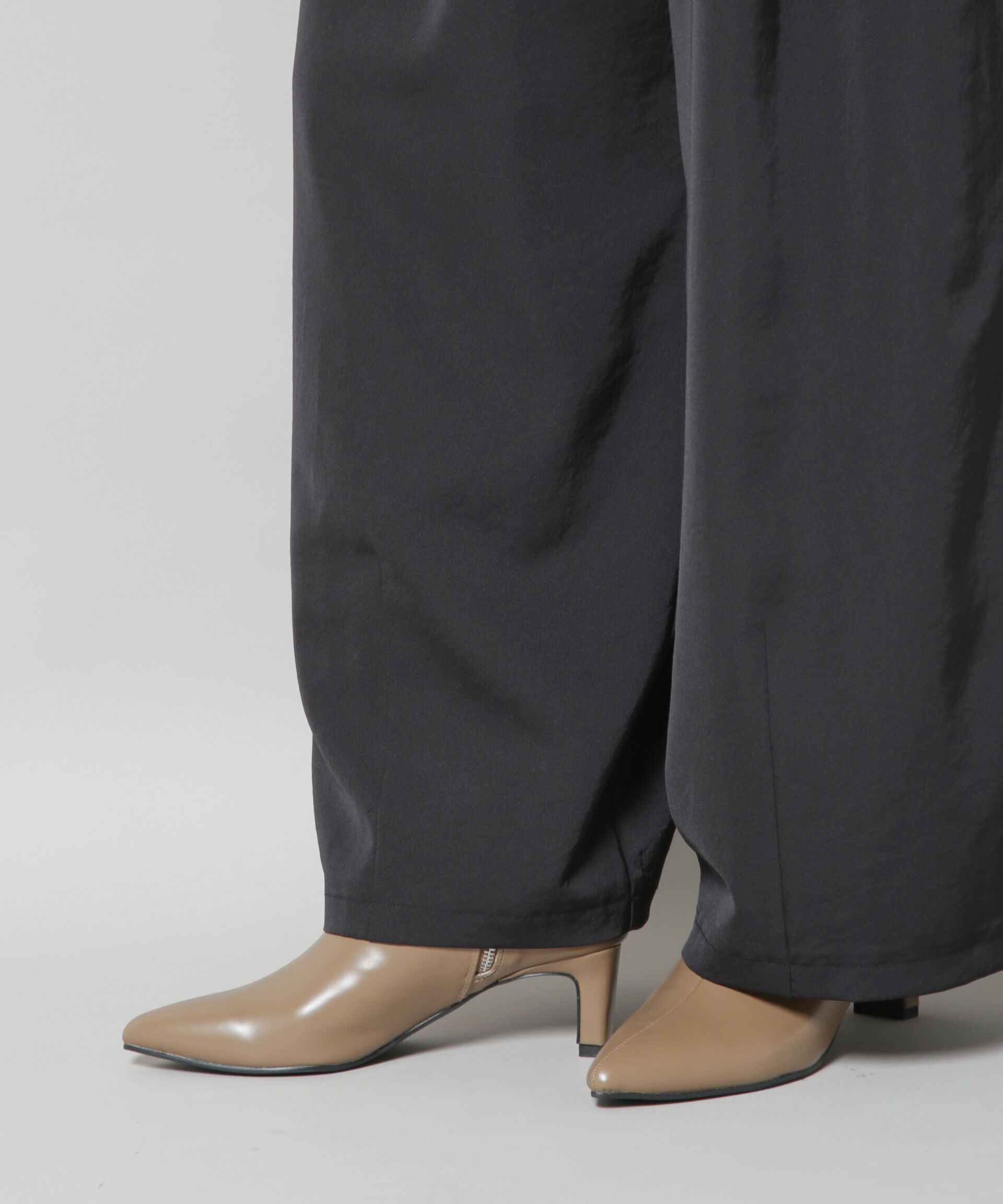 nano･universe「ポインテッドトゥショートブーツ」|ショートブーツ|D.ベージュ2