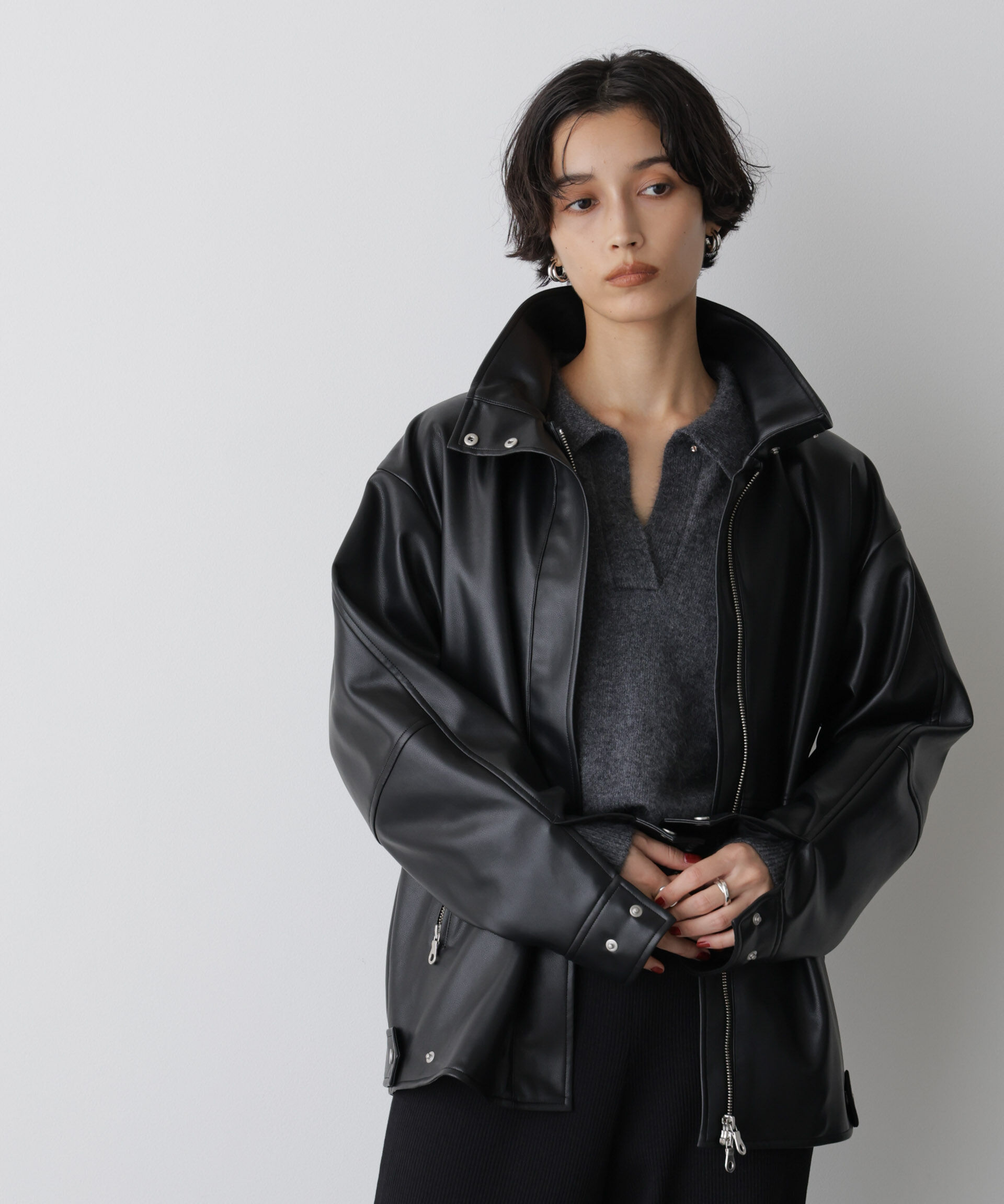  「「STEVELOUR」スタンドフェイクレザージップブルゾン」|ブルゾン・スタジャン|