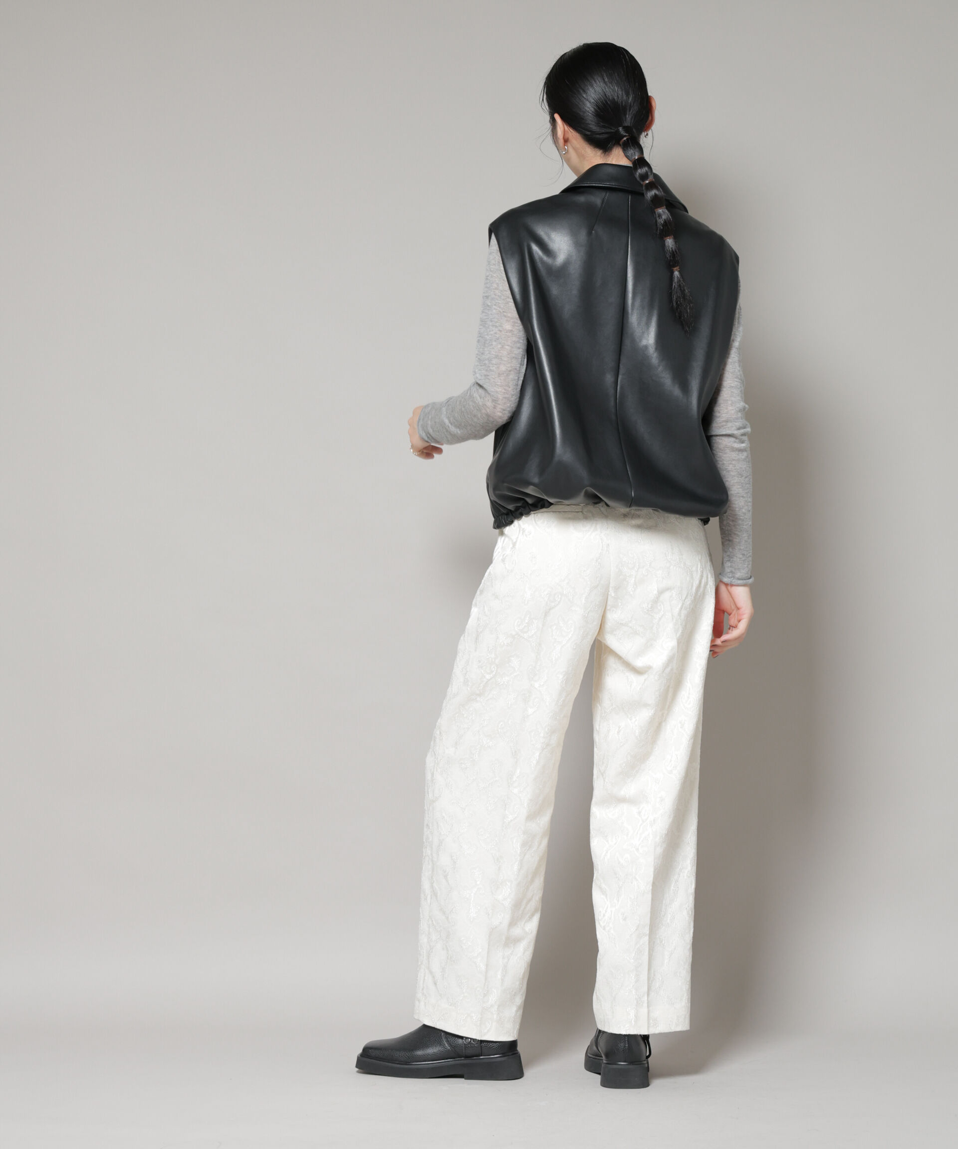  「フェイクレザードロストヘムベスト」|ベスト・ジレ|