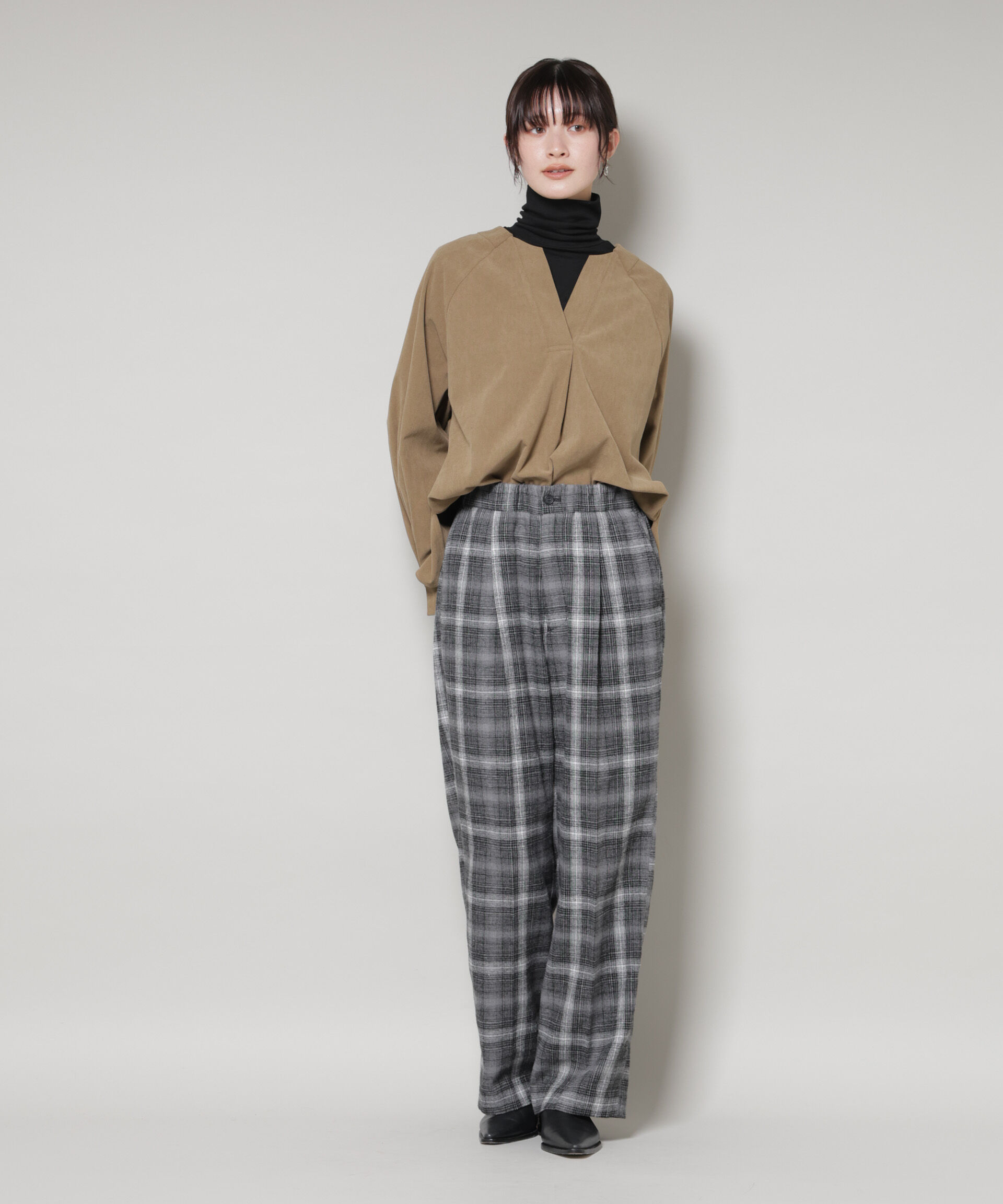 nano･universe「オンブレーチェックタックパンツ(セットアップ可)」|チノ|