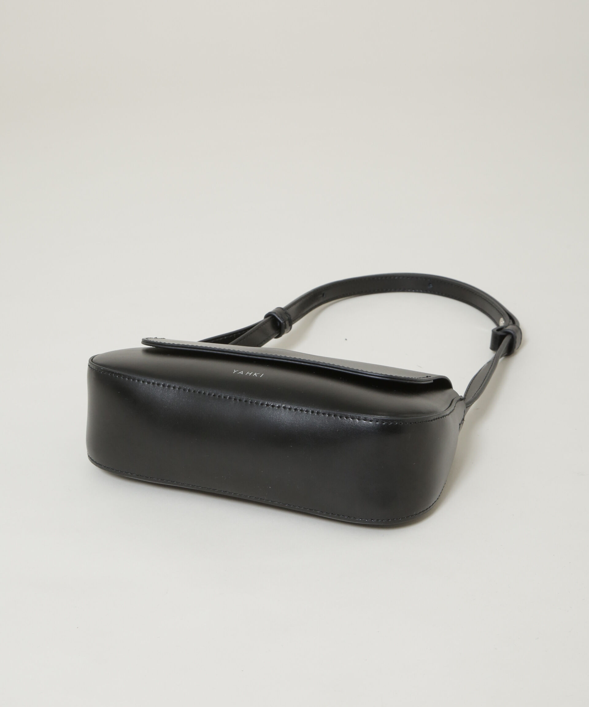 nano･universe「YAHKI/W FACE ショルダーバッグ」|ショルダー・メッセンジャー|