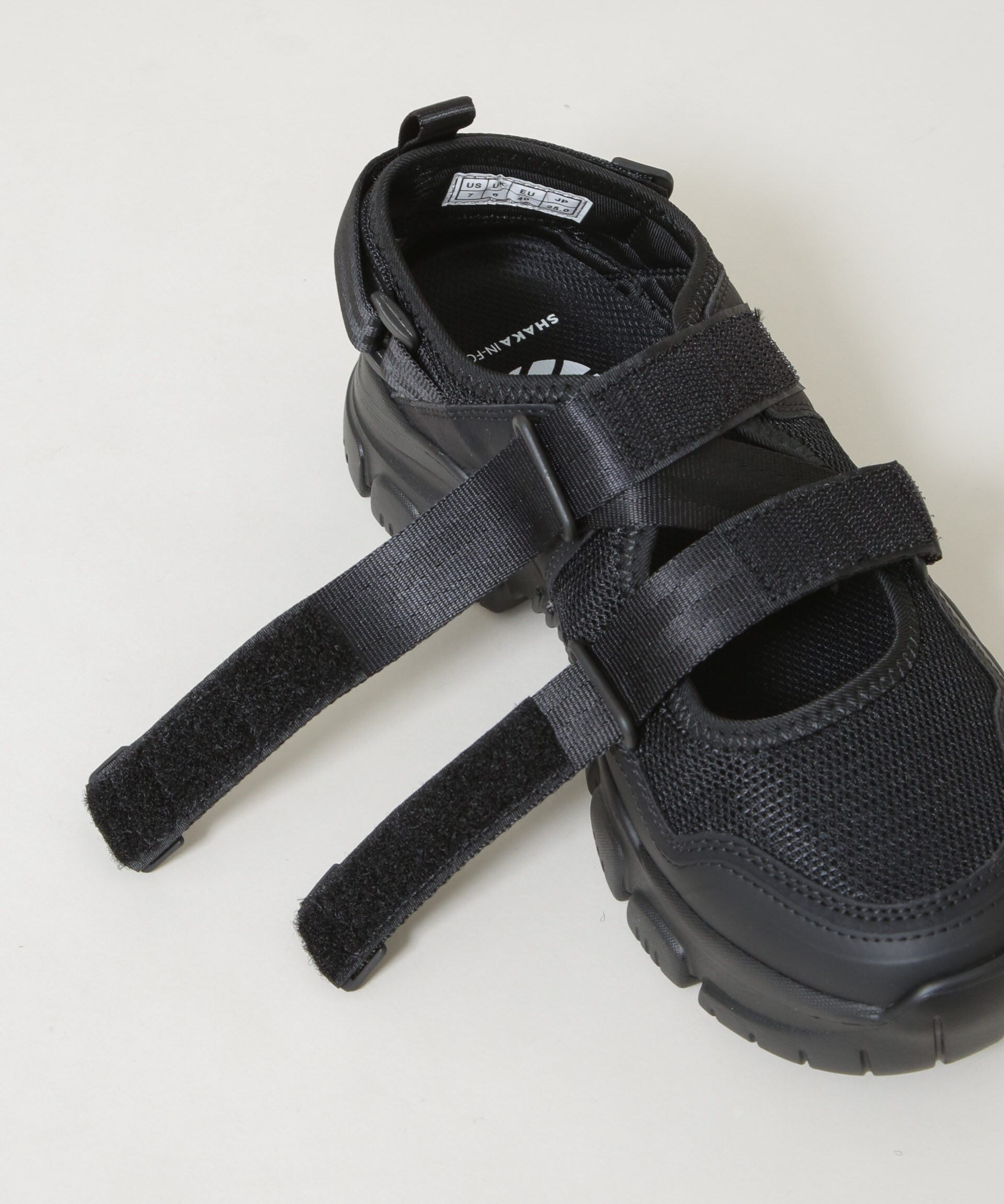 nano･universe「SHAKA/OTTER TRAIL AT」|スニーカー|