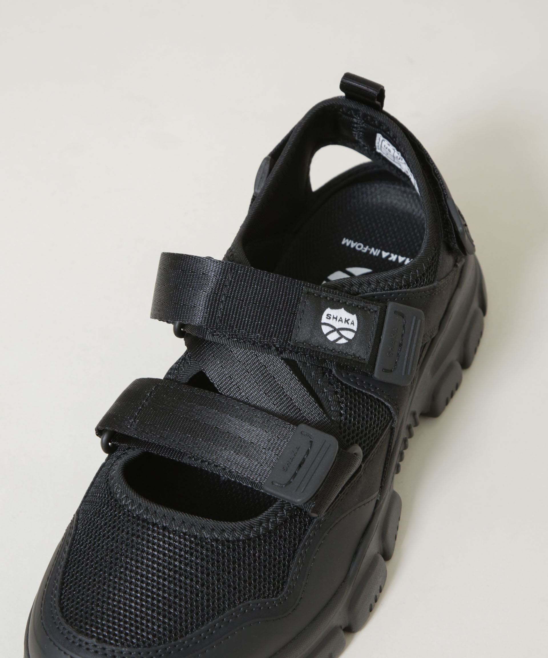 nano･universe「SHAKA/OTTER TRAIL AT」|スニーカー|