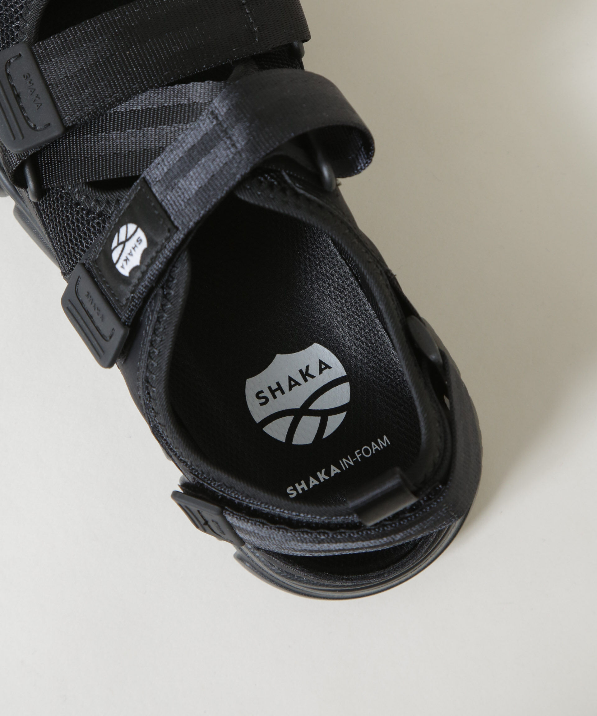 nano･universe「SHAKA/OTTER TRAIL AT」|スニーカー|