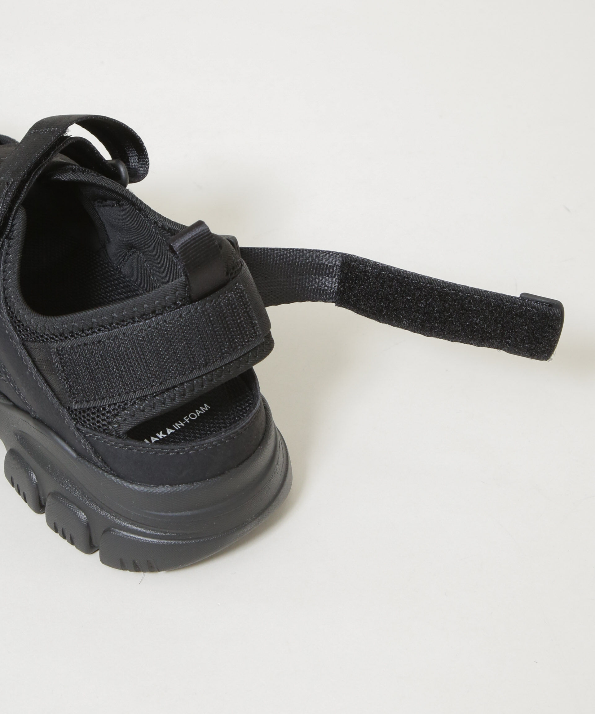 nano･universe「SHAKA/OTTER TRAIL AT」|スニーカー|