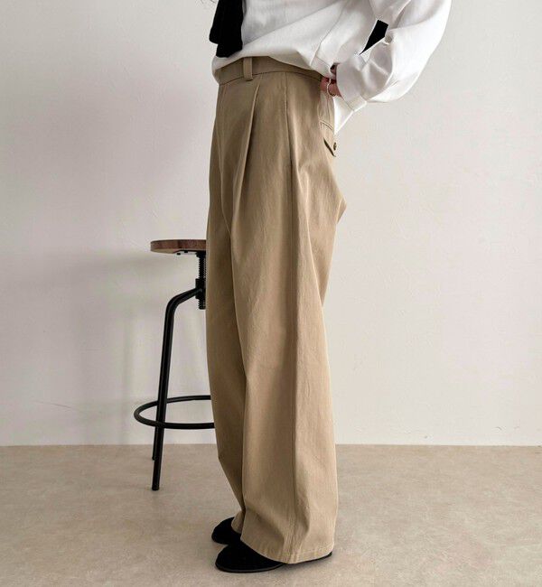 fredy emue「チノタックパンツ」|チノ|