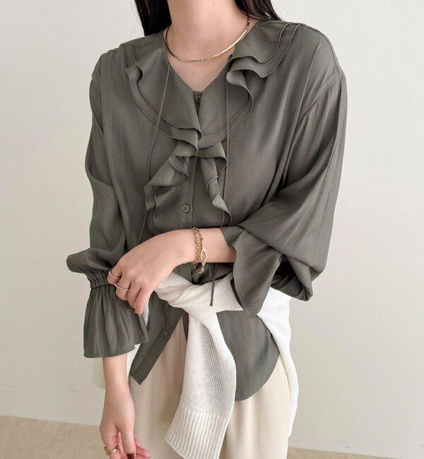 fredy emue「ボリュームフリル前開きブラウス」|シャツ・ブラウス|カーキ