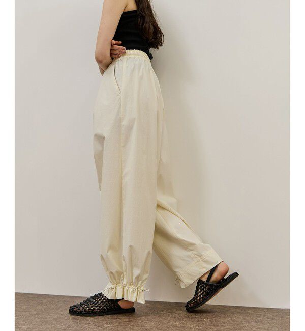 ADAM ET ROPE'「【WEB限定】撥水ウエストタックイージーパンツ」|チノ|