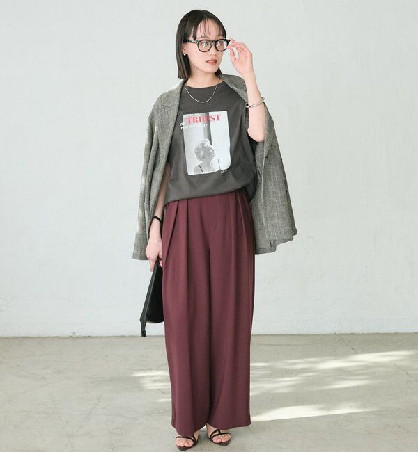  「【ウォッシャブル】【シーズンレスで使える】タックワイドスラックス」|チノ|