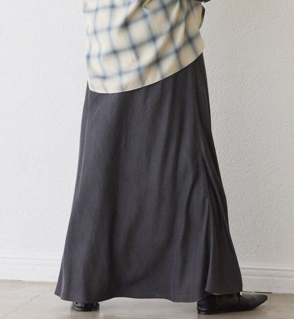  「【セットアップ可】ドレーピーデニムバイアススカート」|スカート|