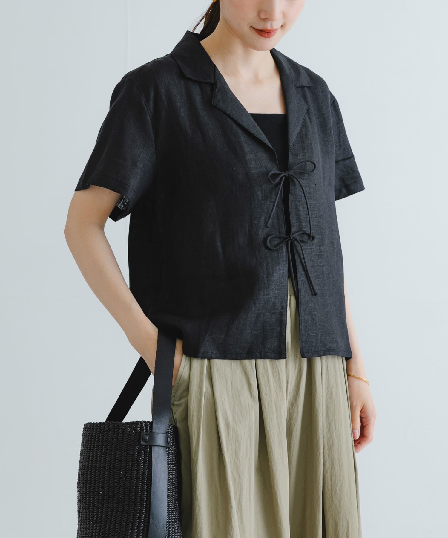URBAN RESEARCH「RITA ROW　AMBER BLOUSE」|シャツ・ブラウス|ブラック