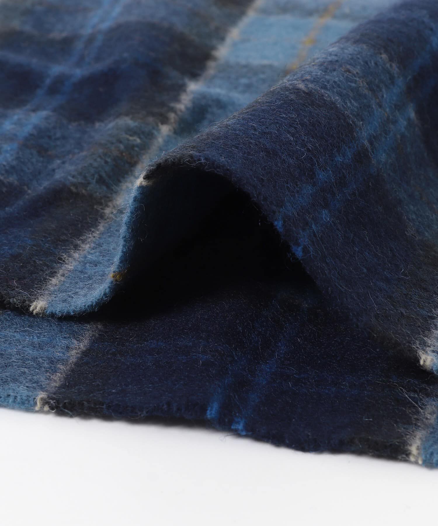 URBAN RESEARCH DOORS「Barbour　TARTAN LAMBSWOOL SCARF」|マフラー|