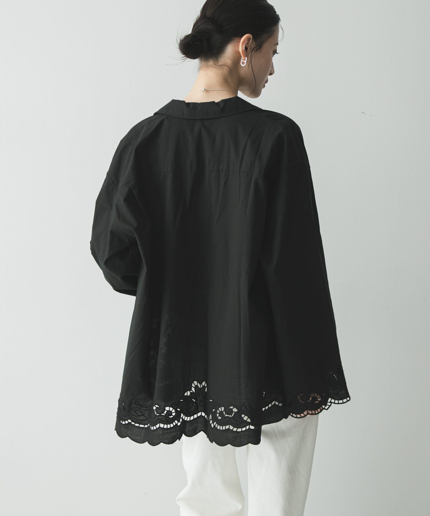 URBAN RESEARCH「カットワーク刺繍シャツ」|シャツ・ブラウス|