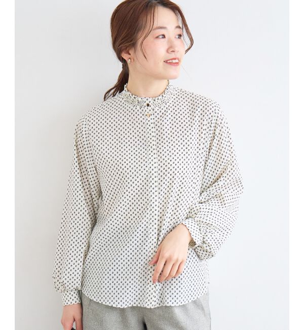  「【日本製】シャーリングネック幾何柄ブラウス」|シャツ・ブラウス|