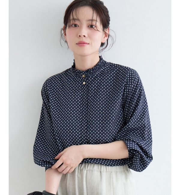  「【日本製】シャーリングネック幾何柄ブラウス」|シャツ・ブラウス|
