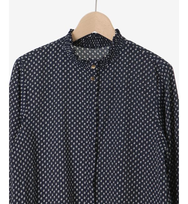  「【日本製】シャーリングネック幾何柄ブラウス」|シャツ・ブラウス|