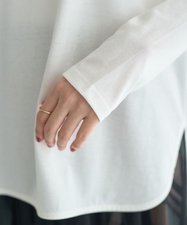 YECCA VECCA「ラウンドヘム長袖ロゴTee」|Tシャツ・カットソー|