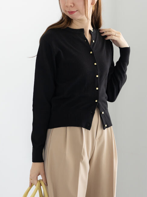 Te chichi「メタルスクエア釦クルーネックカーディガン」|カーディガン|ブラック