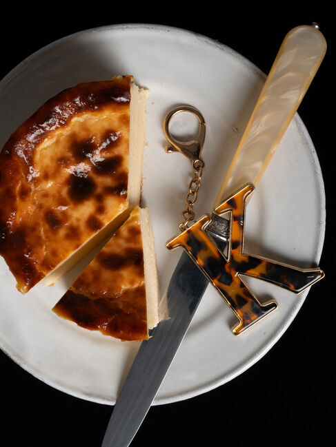 Te chichi「レオパードイニシャルチャームK」|その他|